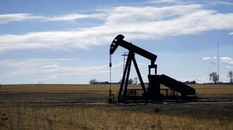 Oil edges lower as Saudi crude exports fall, U.S. cuts drill rigs