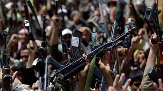 الحوثي يجبر سكان صنعاء على التظاهر طلباً لتدخل دولي