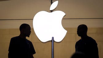 Apple slump deepens on iPhone, China concerns