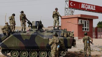 Turkey builds concrete wall along Syria border 