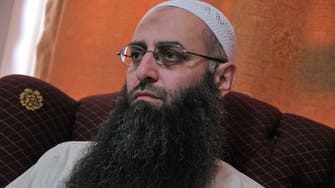 Lebanon arrests fugitive cleric Ahmad al-Assir