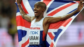 Britain's Mo Farah storms to victory in the 10,000 meters