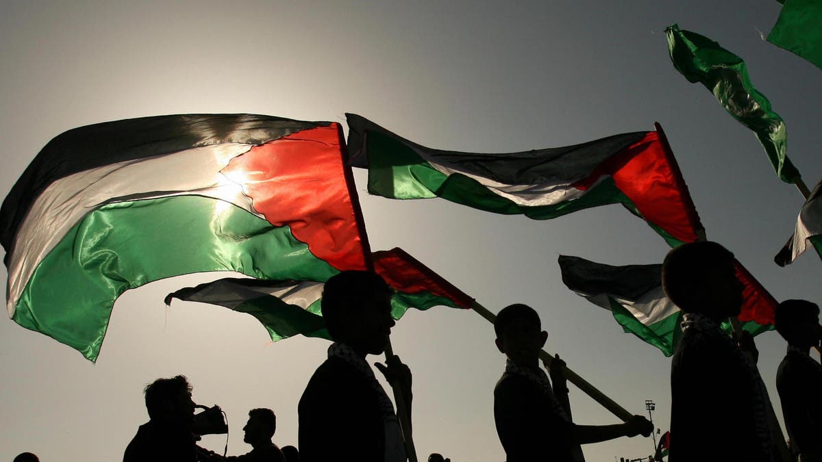 U.n. Approves Palestinian Request To Fly Its Flag 