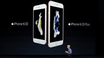 U.S. tech giant Apple unveils new iPhone, iPad 