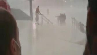 High winds hit Makkah pilgrims on stormy evening  