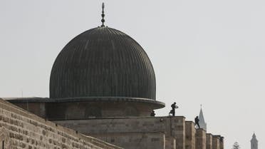 Israeli police officers take positions on the roof of the Al-Aqsa mosque during clashes with Palestinians in Jerusalem's Old City. (File: Reuters) 