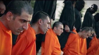 فيديو مروع.. داعش ينحر 7 عناصر من البيشمركة
