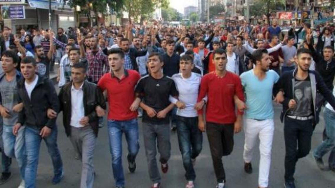 مؤيدي الاكراد يتظاهرون في باريس تنديدا بهجوم انقرة