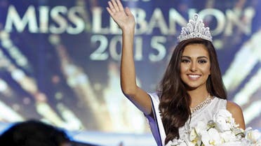 Valerie Abou Chacra waves after being crowned Miss Lebanon 2015 in Beirut October 12, 2015. REUTERS/Mohamed Azakir