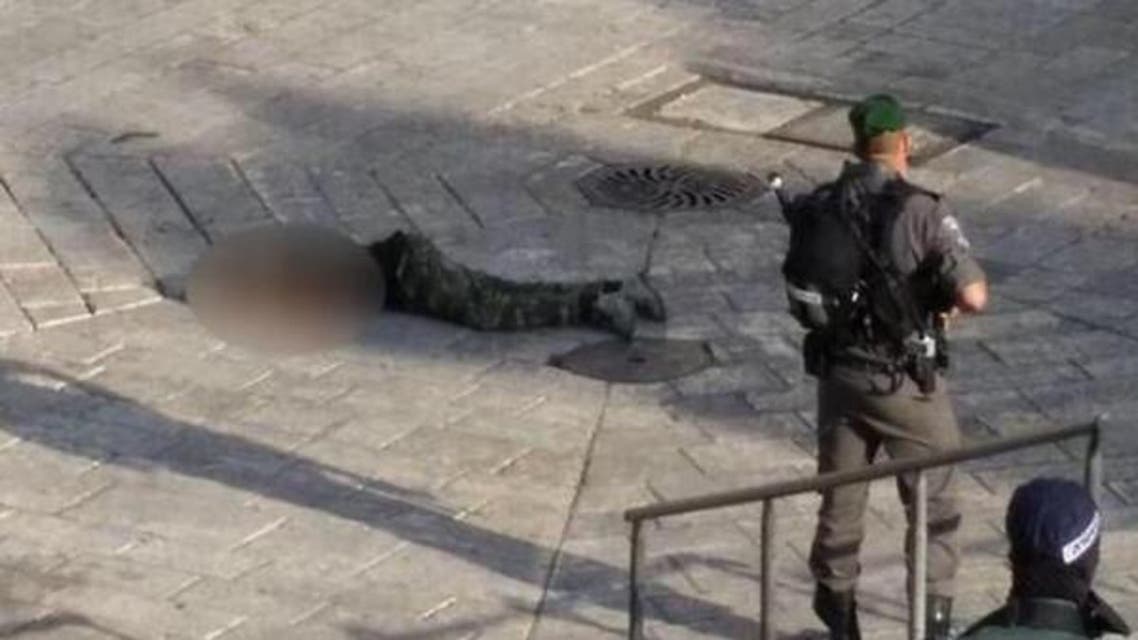 أطلقوا عليه النار بزعم محاولته تنفيذ عملية طعن في باب العامود بالمدينة المحتلة