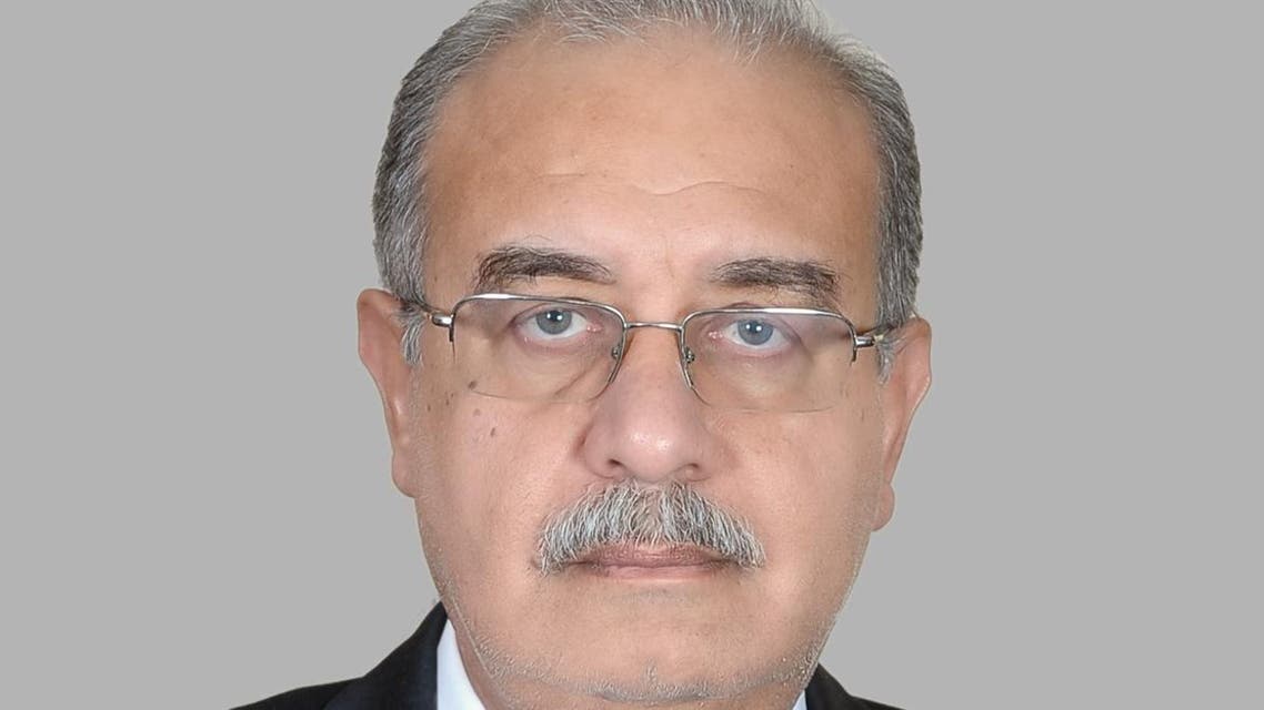 صورة المهندس شريف إسماعيل رئيس مجلس الوزراء المصري