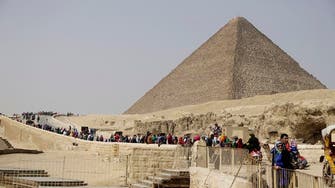 Four hurt in failed Cairo bomb disposal near pyramids