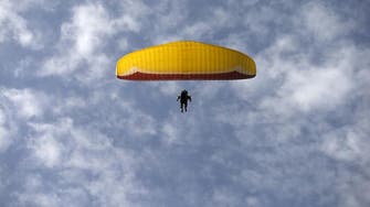 Arab Israeli paraglider flies into Syria, possibly to join rebels