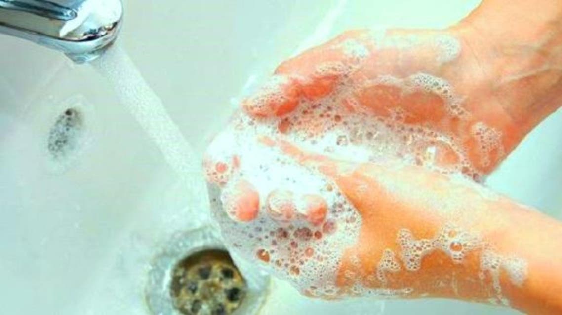 نسبة غسل السعوديين لأياديهم 97 % وهي الأعلى عالميا