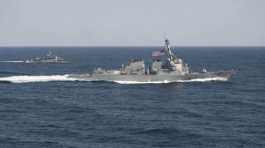 USS Lassen (DDG 82) (R) transits in formation with ROKS Sokcho (PCC 778) during exercise Foal Eagle 2015, in waters east of the Korean Peninsula. (File photo: Reuters)