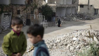 ISIS takes Syrian town as fighting looks set to intensify