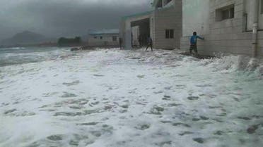 وصول الإعصار إلى جزيرة  سوقطرة اليمنية