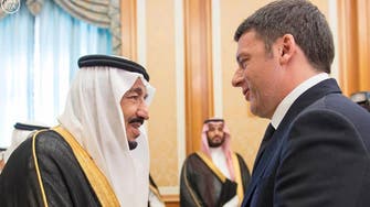 Saudi King meets with Italian PM Matteo Renzi