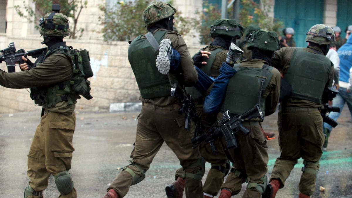 مقتل فلسطينيين برصاص إسرائيلي خلال مداهمات في الضفة