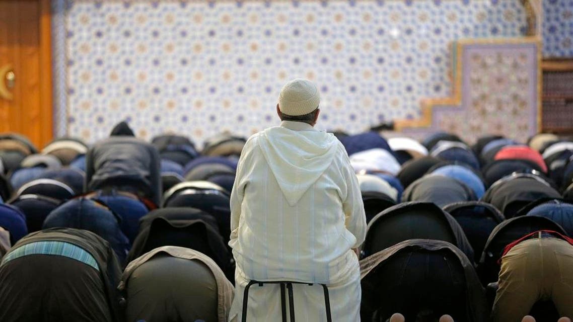 Members of the Muslim community attend the Friday prayer at Strasbourg Grand Mosque, France, November 20, 2015. (Reuters)