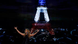 Stars at American Music Awards have Paris on their minds
