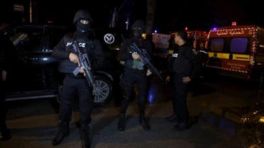 Tunisian police officers are pictured after an attack on a military bus in Tunis, Tunisia November 24, 2015. (Reuetrs)