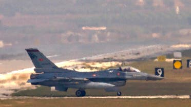 A Turkish Air Force F-16 fighter jet taxies on the runway at the Incirlik Air Base, Turkey, Friday, Aug. 30, 2013. (Reuters)