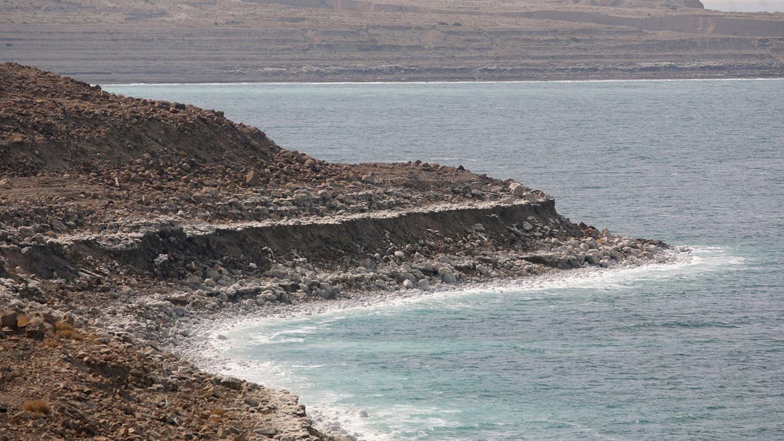 The shoreline of the Dead Sea near the town of Ghor Haditha in Jordan has been receding by 1 meter (3.3 feet) every year for the past 25 years. (File photo: AP)