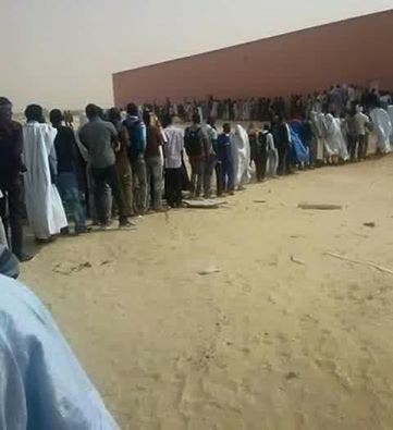 طابور المطعم الجامعي