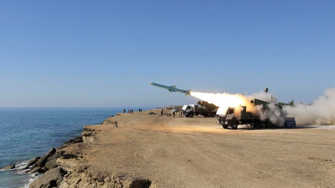 A Ghader missile is launched from the area near the Iranian port of Jask port on the shore of the Gulf of Oman during an Iranian navy drill, Tuesday, Jan. 1, 2013. (File photo: AP)