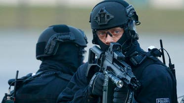 Members of German federal police Bundespolizei demonstrate their skills during a presentation of the new unit for arrests and securing evidence (BFE) in Ahrensfelde near Berlin, Germany December 16, 2015 | Reuters
