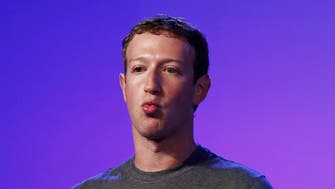 Mark Zuckerberg urges India to approve free Internet plan