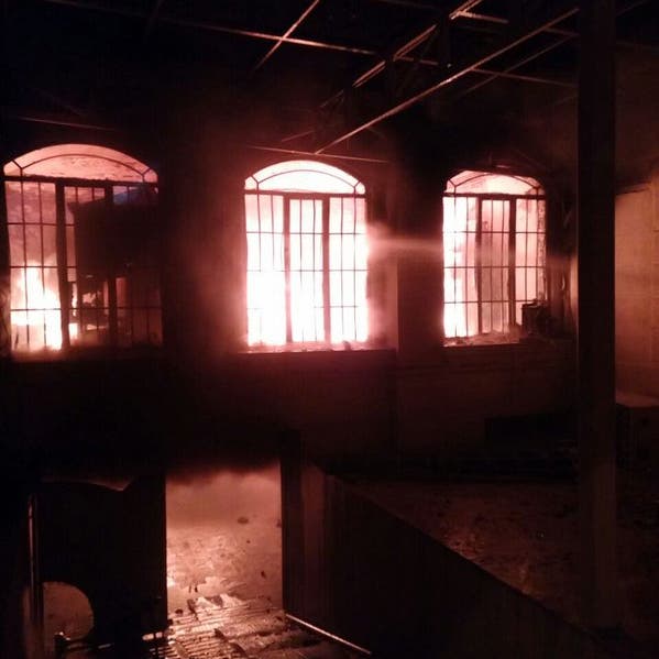 اقتحام السفارة السعودية في #طهران وإشعال النيران فيها
