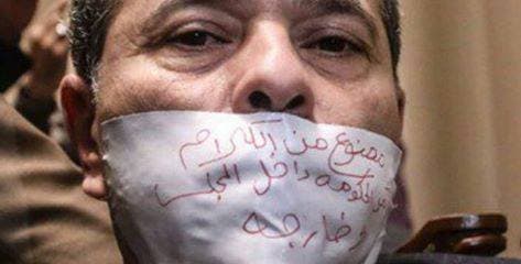 عكاشة: ممنوع من الكلام بأمر الحكومة داخل المجلس وخارجه