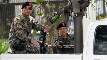 Philippine police commandos guard a checkpoint outside the US embassy in Manila (AFP 