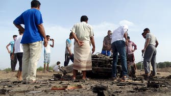 Car bomb explodes in Yemeni port killing 10