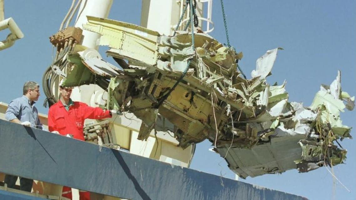 Large pieces of wreckage from a Flash Airlines Boeing 737 plane that crashed and killed all 148 people on board the low-cost flight are lifted out of the Red Sea on January 27, 2004 (AFP)