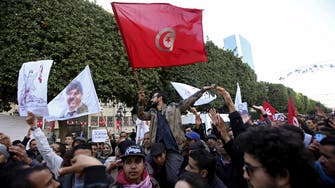 Policeman killed as Tunisian protesters demonstrate over jobs