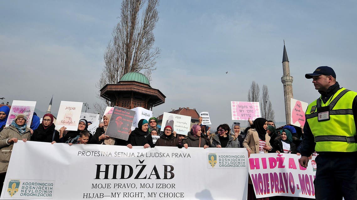 Hundreds of Muslim women wearing the traditional Muslim headscarf also known as hijab protest in Sarajevo's historical center, on February 7, 2016. AFP