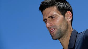 Djokovic back from vacation to face Robredo in Dubai