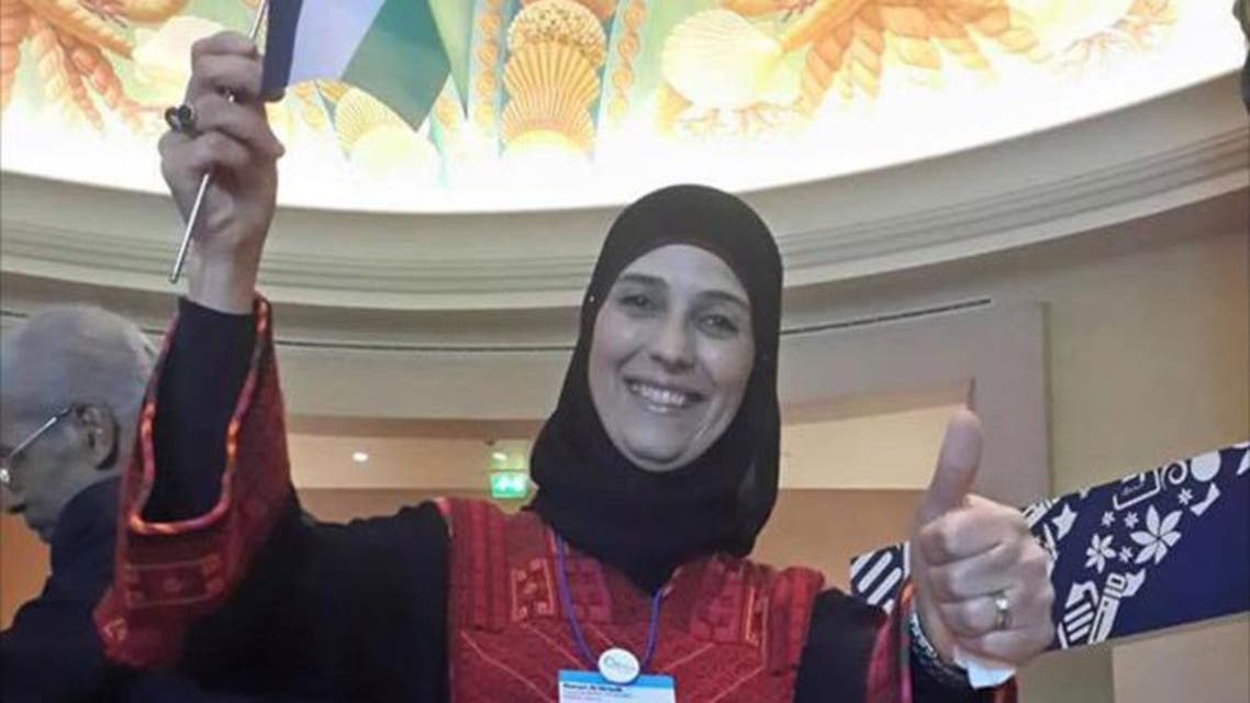 المعلمة الفلسطينية حنان الحروب