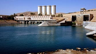 Engineers race to stop collapse of massive Mosul dam