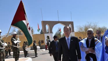 UN Secretary General Ban Ki-moon (C) arrives at the Sahrawi refugee camp of Rabouni, in the disputed territory of Western Sahara on March 5, 2016 (AFP Photo/)