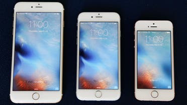 From left, the iPhone 6S Plus, 6S and SE lie next to each other in a comparison photograph, Thursday, March 24, 2016. (AP)