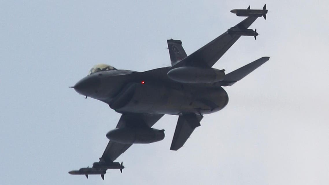 A Turkish F-16 fighter jet takes off from Incirlik airbase in the southern city of Adana, Turkey, July 27, 2015. (Reuters)