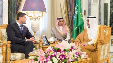 Saudi King Salman speaks with US Speaker of the House Paul Ryan. (SPA)