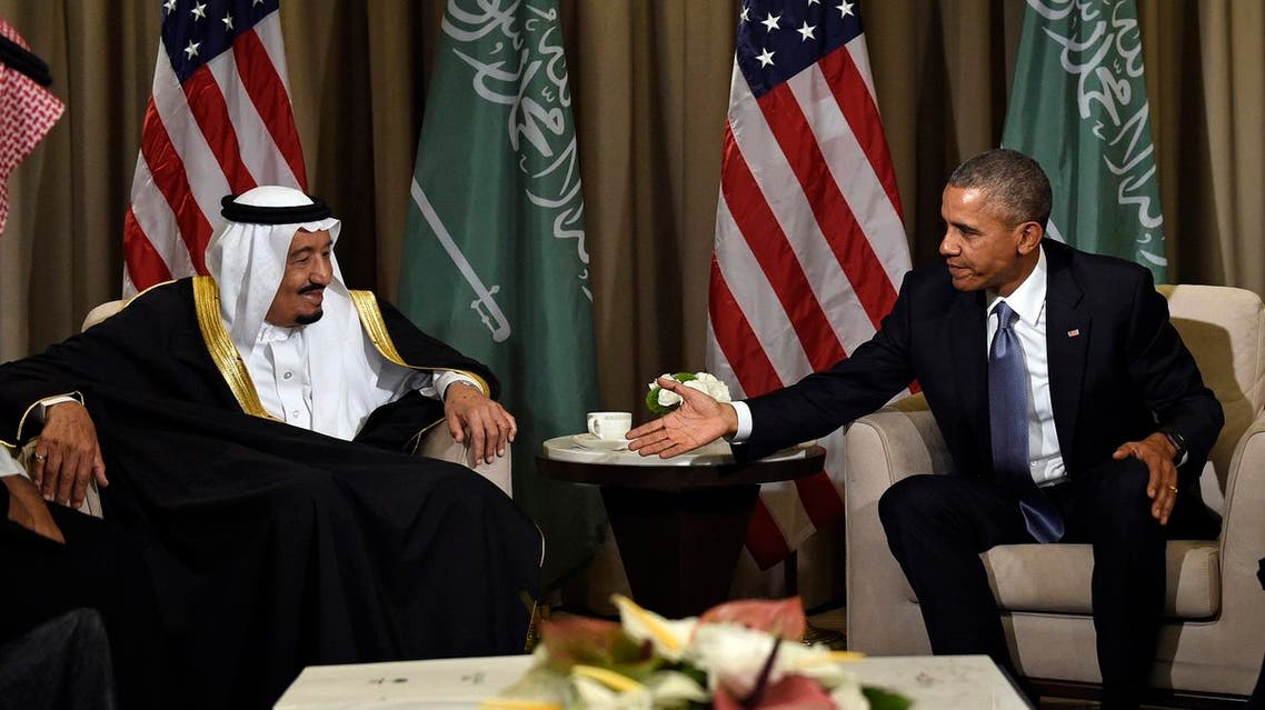 U.S President Barack Obama reaches out to shake hands with King Salman of Saudi Arabia at the G-20 Summit in Antalya, Turkey, Sunday, Nov. 15, 2015. (AP)