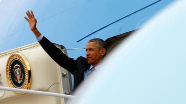 U.S. President Barack Obama waves as he boards Air Force One upon his departure from Joint Base Andrews in Washington, U.S. April 19, 2016. (Reuters)