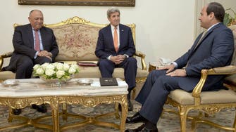 Kerry expresses support for Egypt in brief visit 