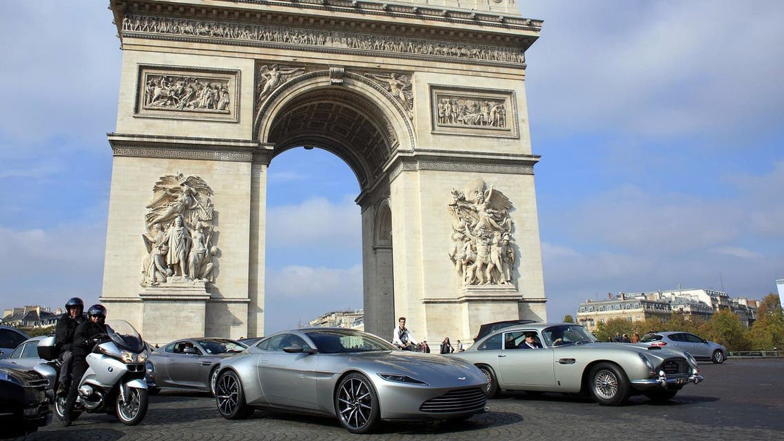 Champs-Elysees AP